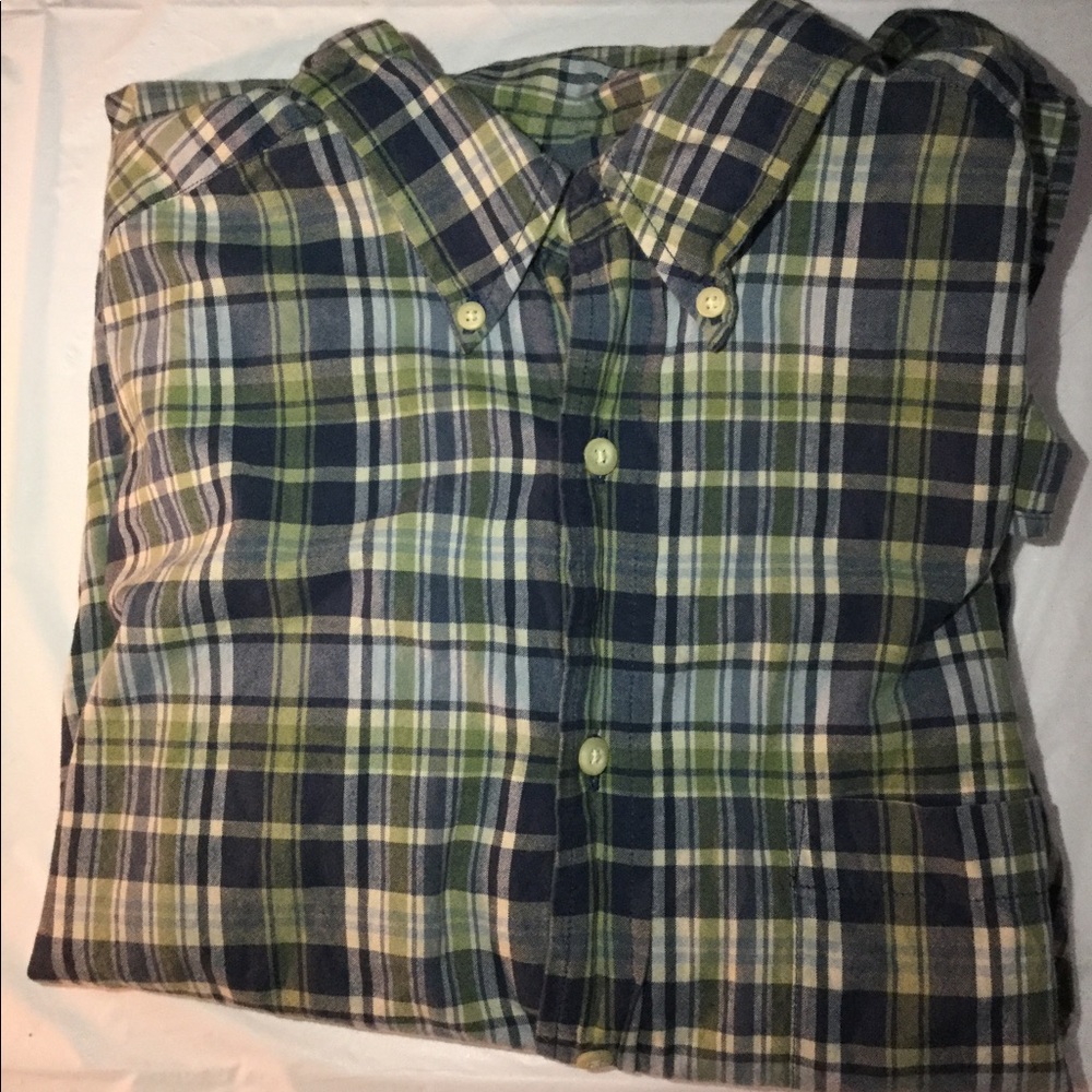 Eddie Bauer Mens L Wrinkle Resistant Relaxed Fit Stripe Button Down Shirt